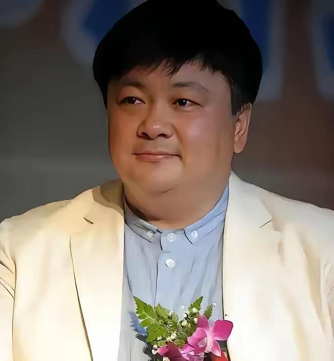 1991年，保姆向洪剑涛借10万买房，洪剑涛二话不说便将钱给了她。谁知，十几年后