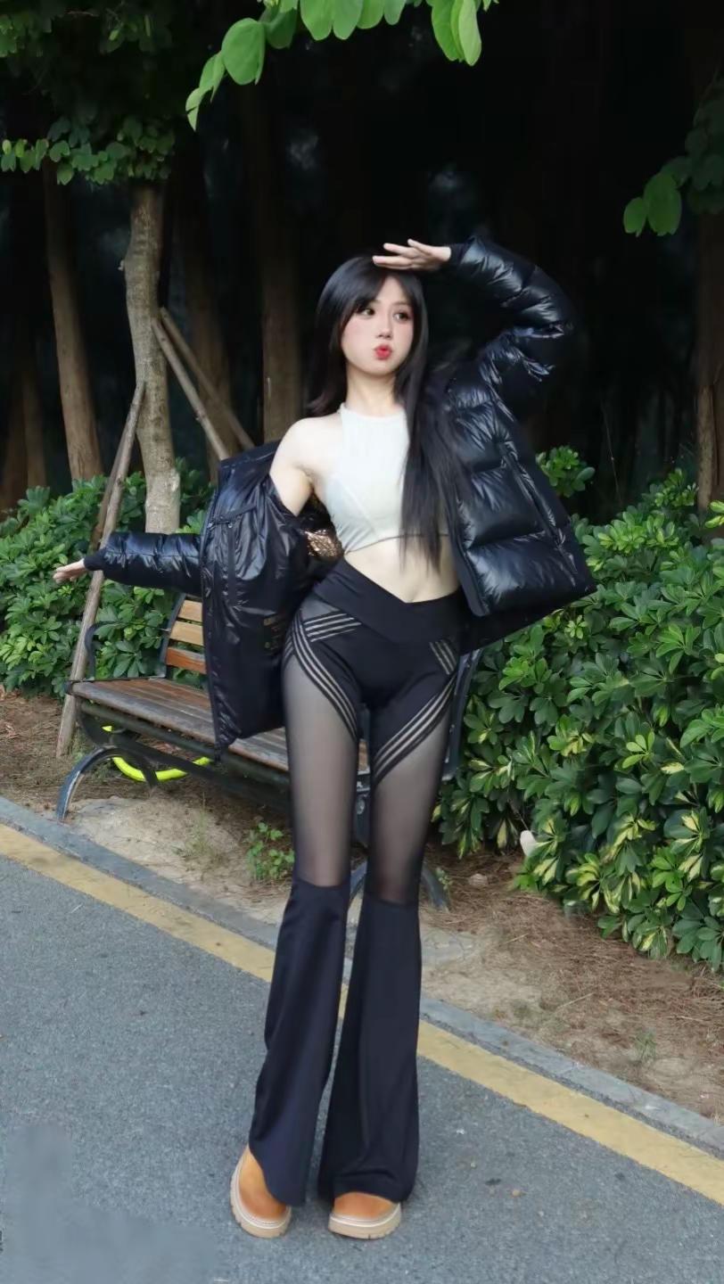 时尚穿搭时尚穿搭时尚街拍小姐姐穿搭秀拍照姿势黑色高级感穿搭...