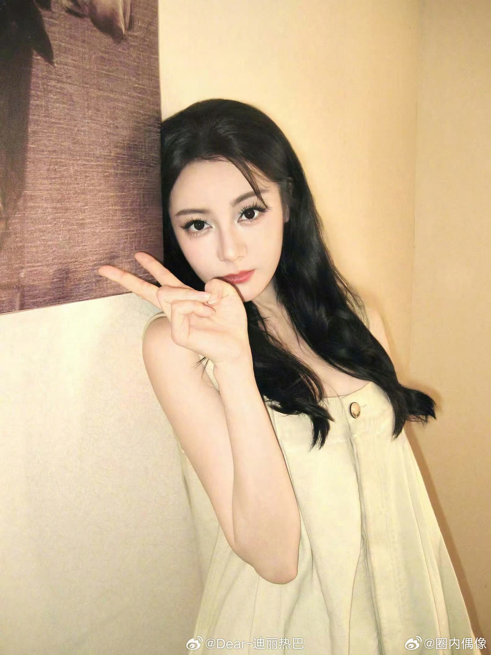 迪丽热巴已安全回国平安归来就是最好的消息！好好休息！