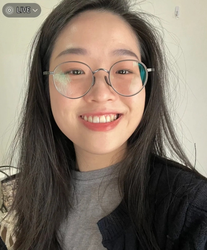 大女儿今年31了，一直不谈恋爱不结婚，可把我和她爸愁的很啊，我们总是有意无意的跟