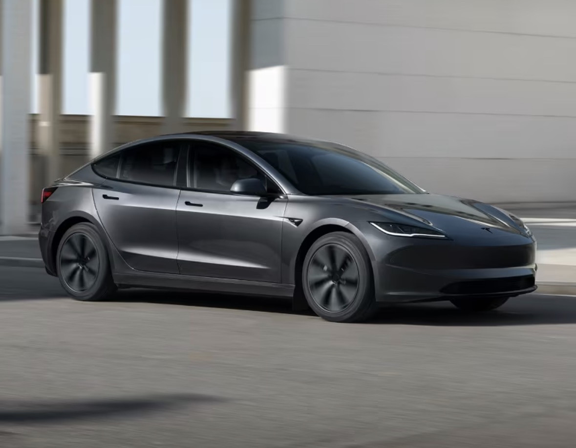 最低17.59万元！特斯拉推出平价版Model3，配置更加简化的车型版本，只在中国香港和中国澳门两地