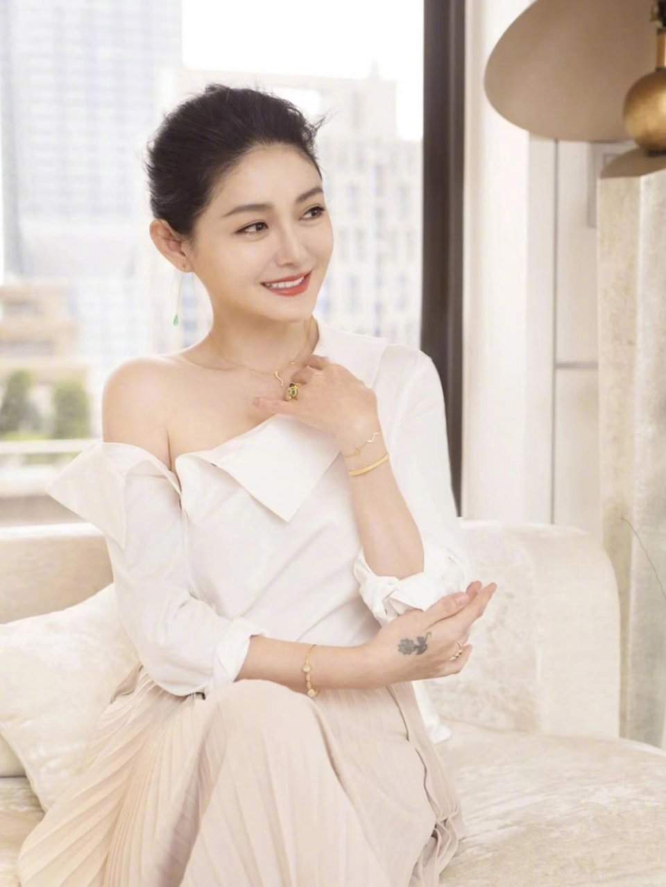 韩媒公开大S去世过程，第一次知道大S去世前后整个过程，所以并不是没有给她送医治疗