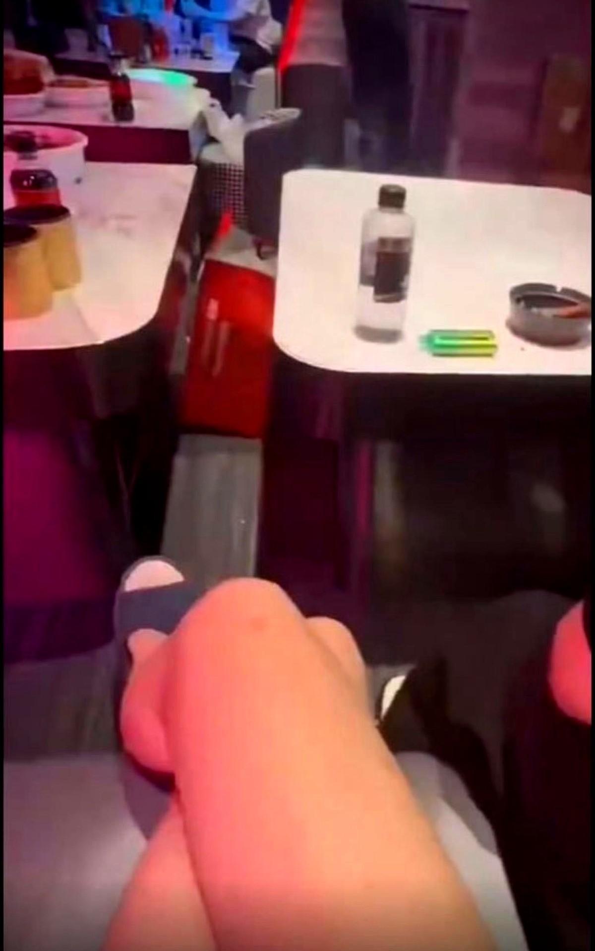 郭麒麟这事儿，真让人心疼。本来就是一场再普通不过的私人聚会，选在朋友的私人别墅里