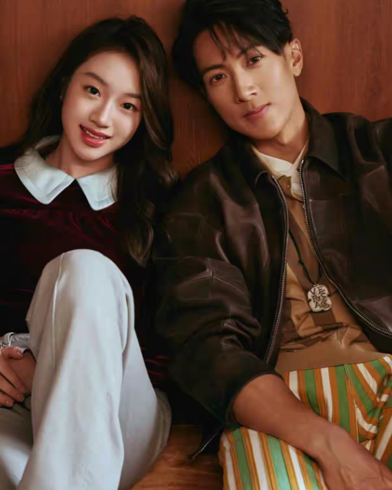 吴尊和女儿Neinei上杂志2014年，四岁neinei跟着她的父亲吴尊一起参