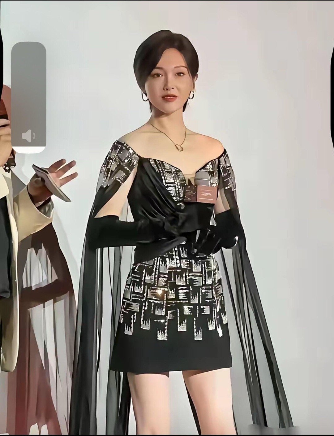 唐嫣太恐怖了，变得不像她了​​​