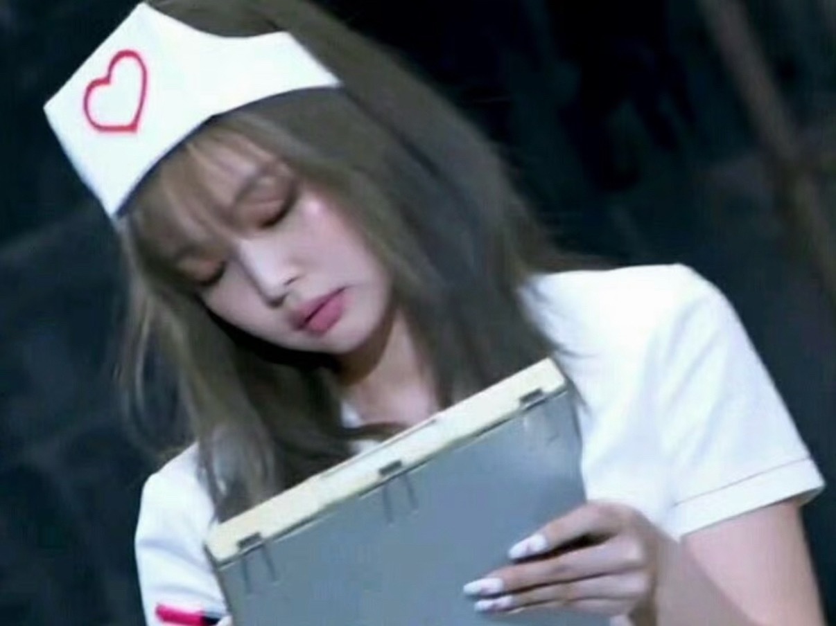 JENNIE护士妈咪请给我检查🧑‍⚕️​​​