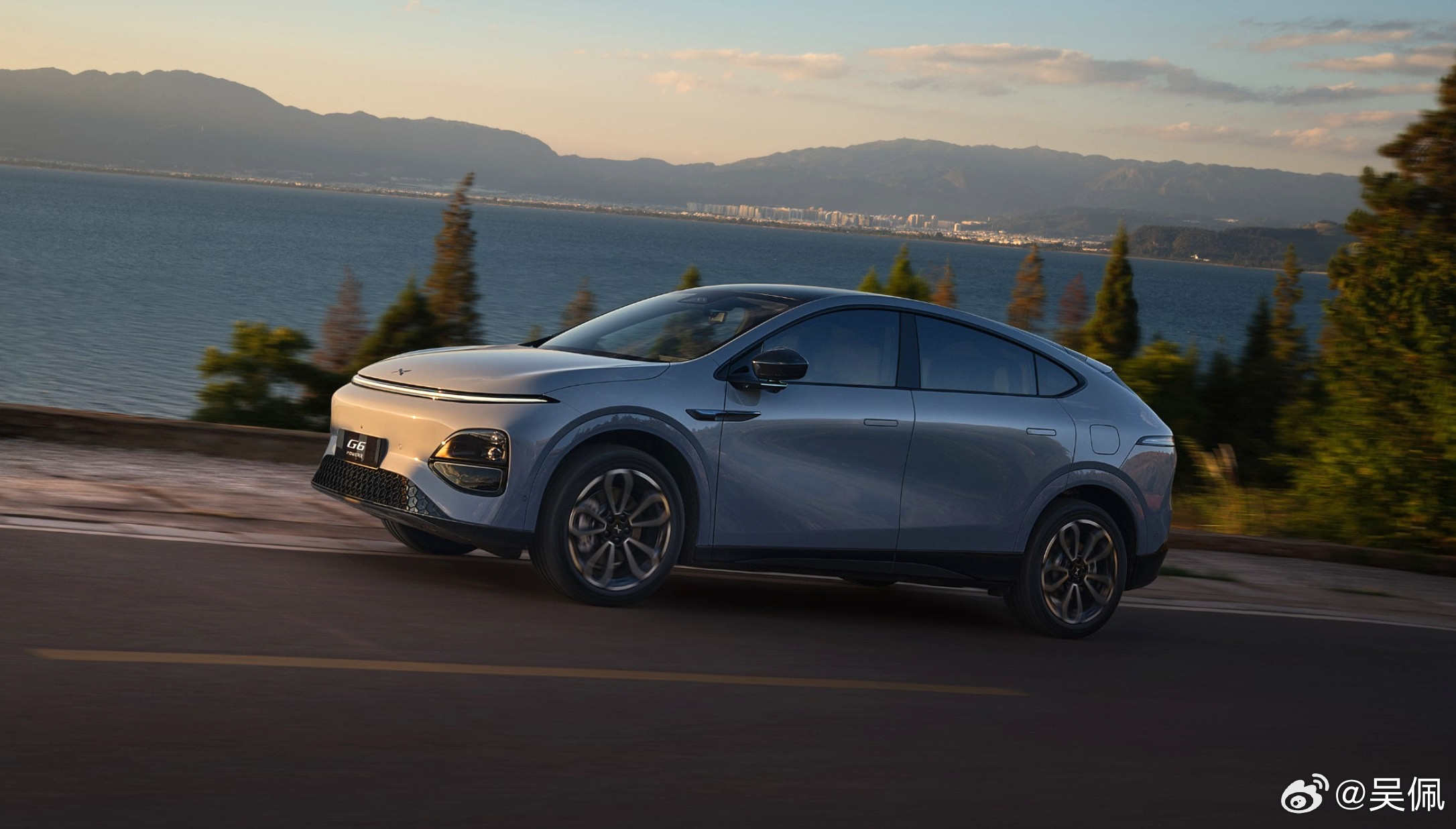 小鹏G6增程版18.68万的售价，和纯电顶配同价，直接聊聊试驾体验吧：1、大电池