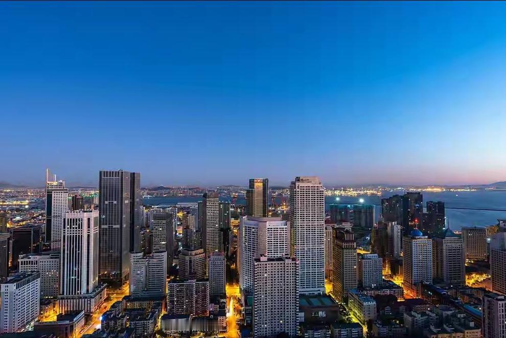 波士顿女教师中国行后发帖引爆全网，美网友陷集体尴尬其实谁能想到，一句“不来一次