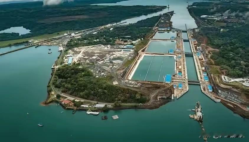 既然巴拿马明抢了中企的港口运营权，那么我们也无需客气。巴拿马不讲规矩，直接把