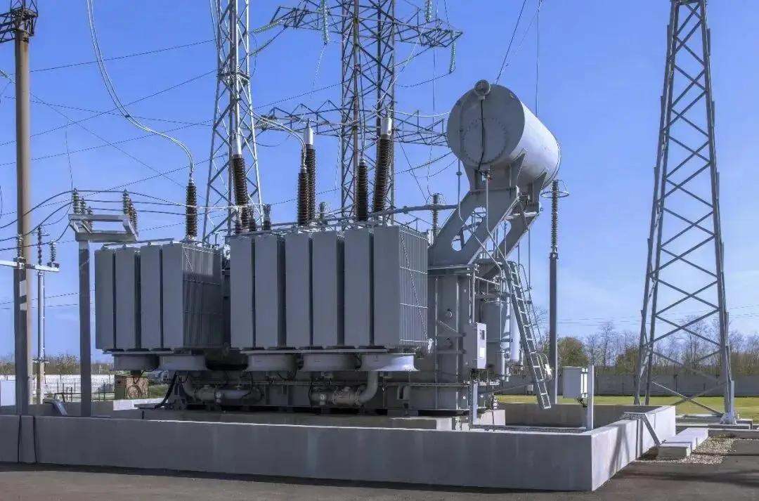 制裁中国变压器？美国AI巨头懵了：离开中国，我们连电都通不上！ 想制裁中国制