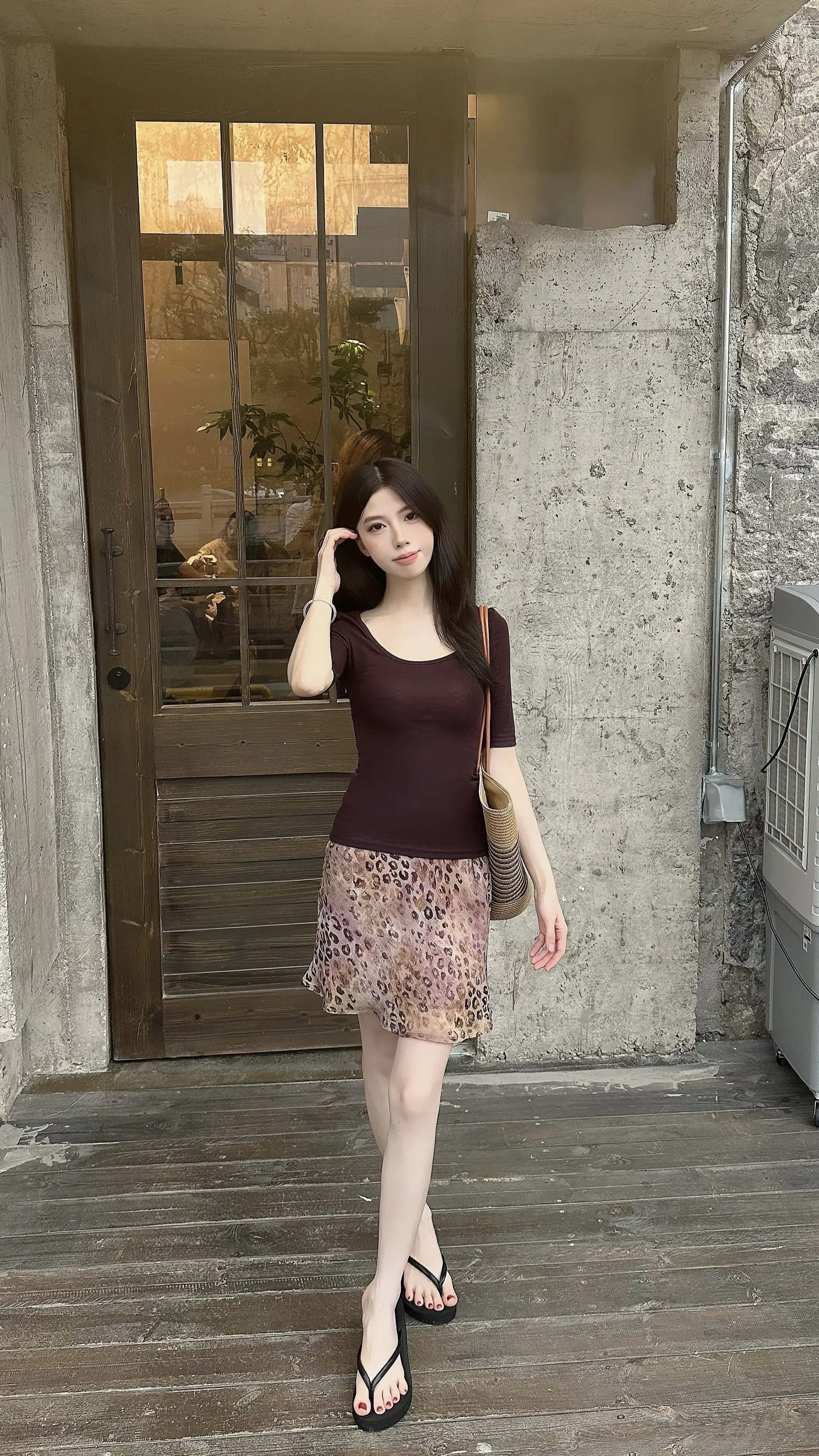 就算我是难养的花 我也会赚钱买最贵的花瓶养我自己.