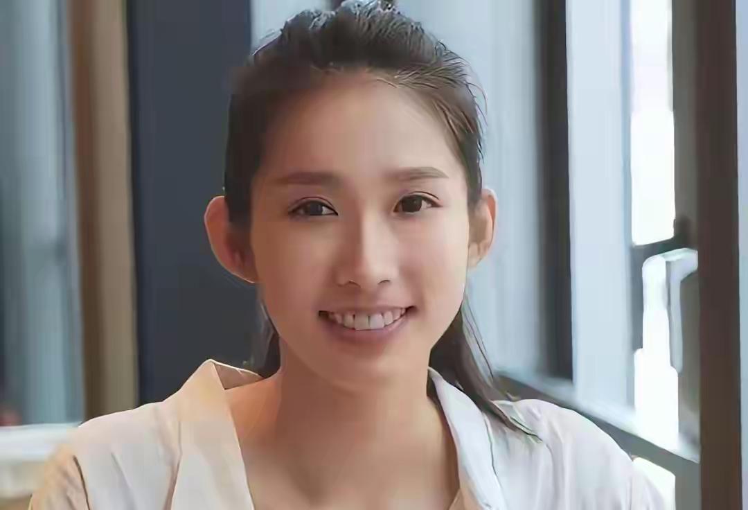 果然男人更懂男人，我问我老公，霍启山为啥不选江旻憓偏选娜然？江旻憓可是全能型