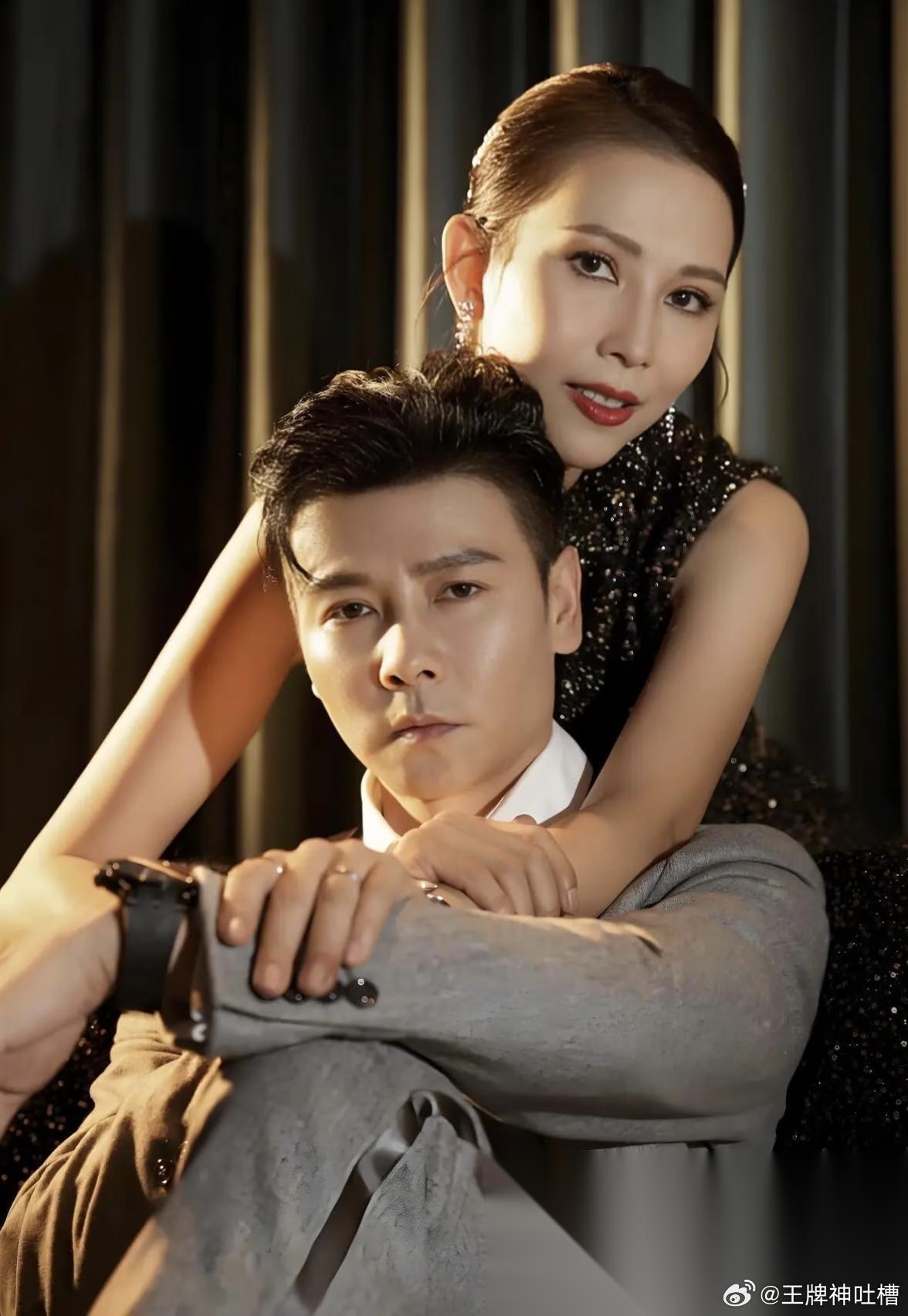 谢娜问蔡少芬，你老公平时都叫你什么？蔡少芬说，乖乖。以前我们拍拖的时候都是这么