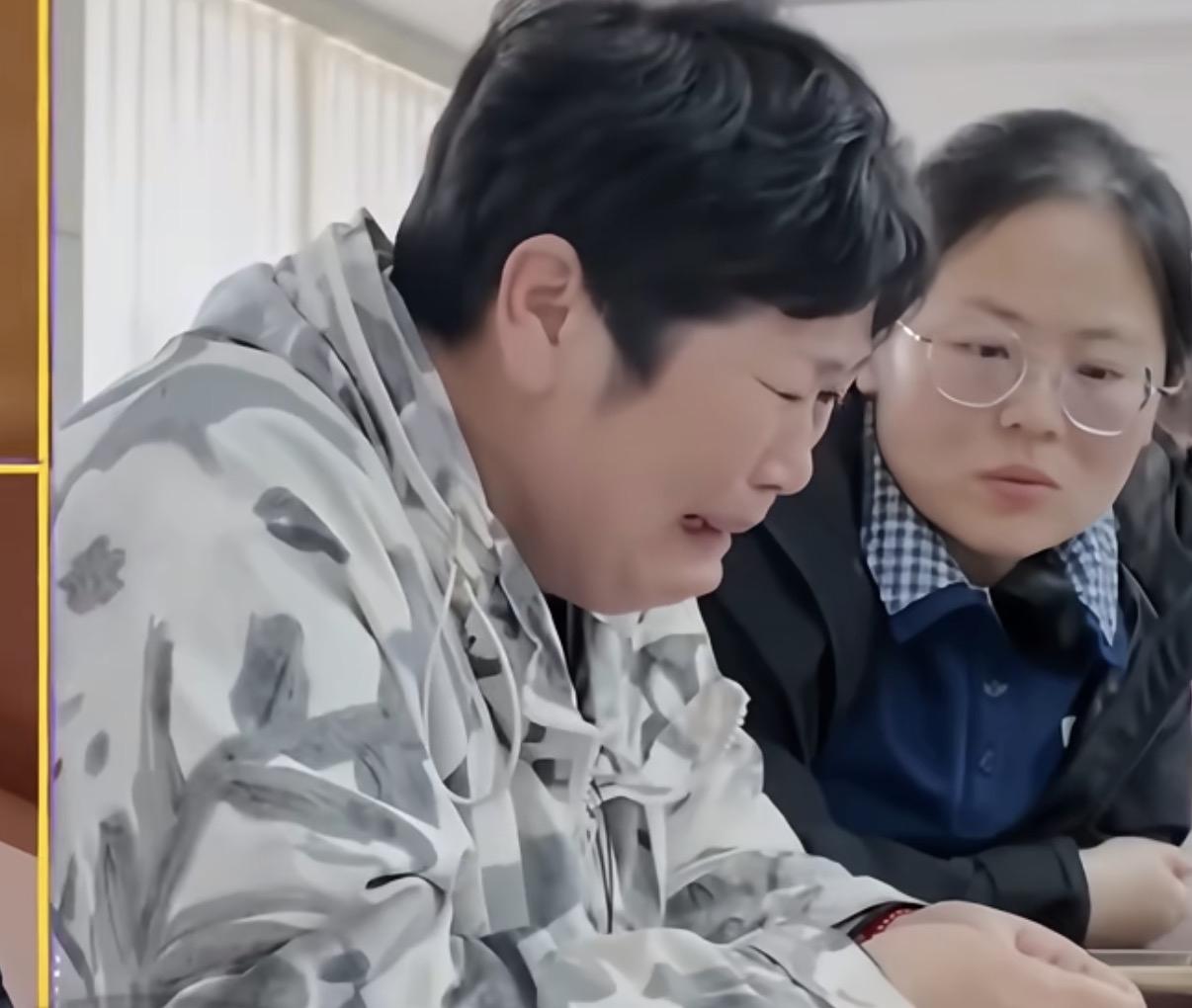 脱口秀演员房主任给所有单亲妈妈提了个醒，你可以离婚，也可以净身出户，但是