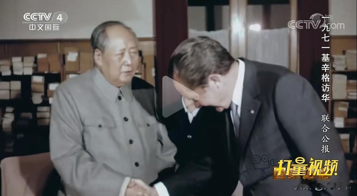 有谁能同时让美苏二个超级大国领导人同时低头？全世界仅有一人，不会再有后来者了