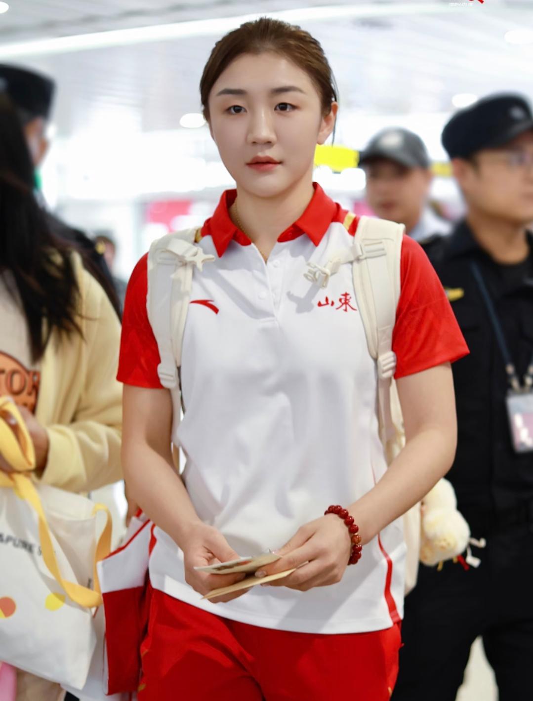 陈梦这波零封太杀了，全网都在为她疯狂打call！面对曾3次击败自己的何卓