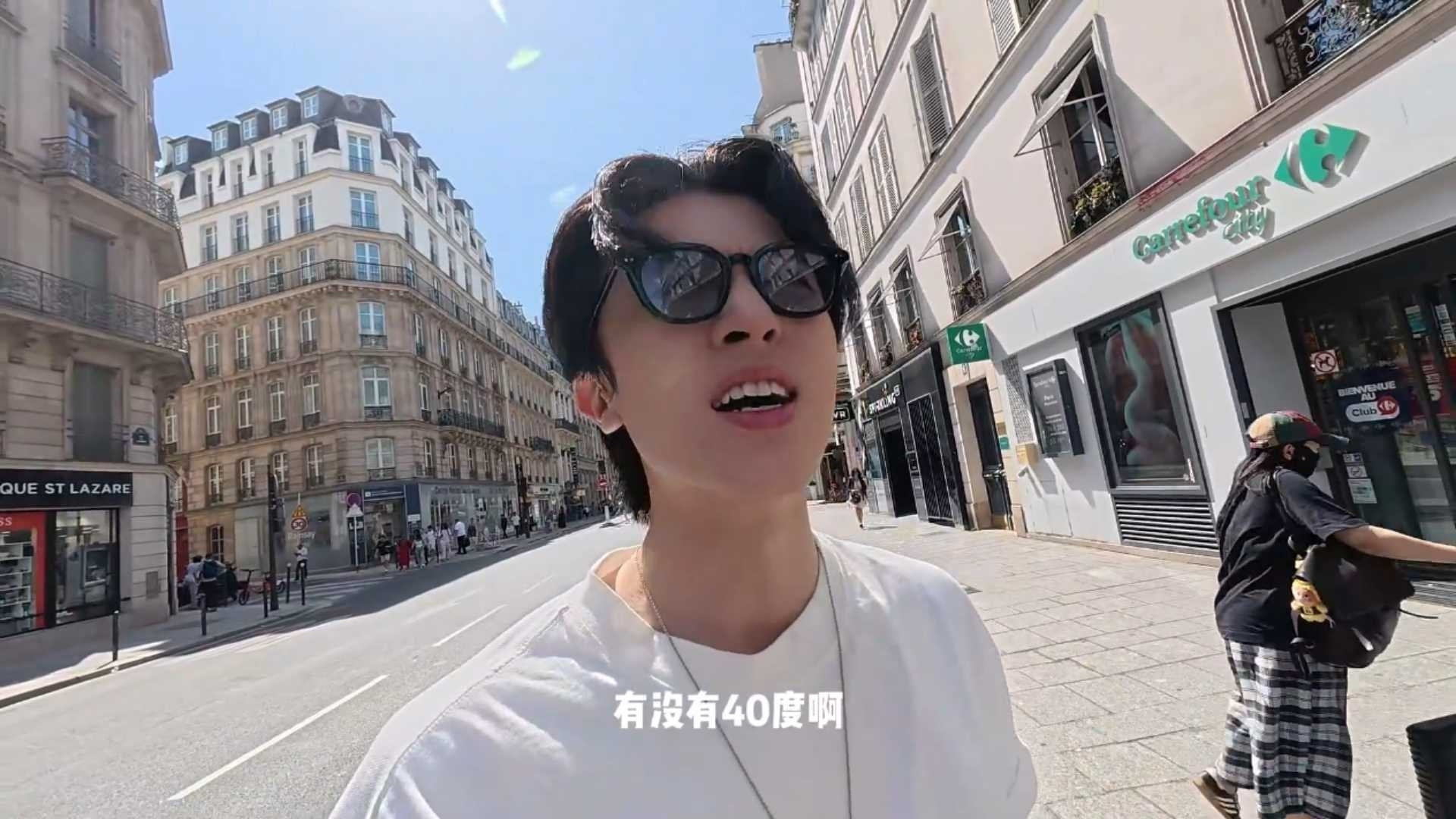 这个视频里怎么这么好看，甚至有点萌（单人vlog特地夹了几秒双人，有点意思）