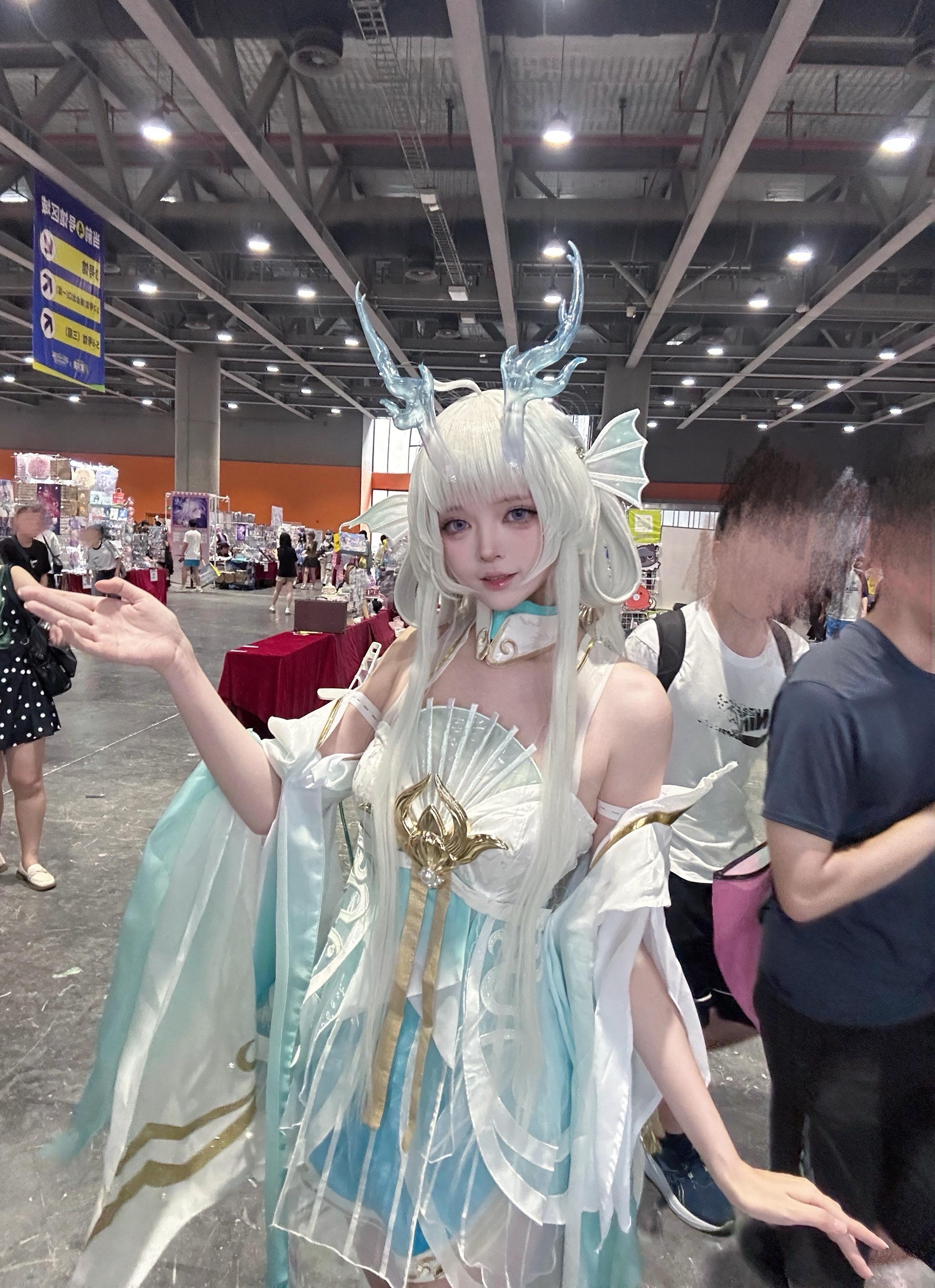 好久没有去这么大的漫展玩了！好多建模怪