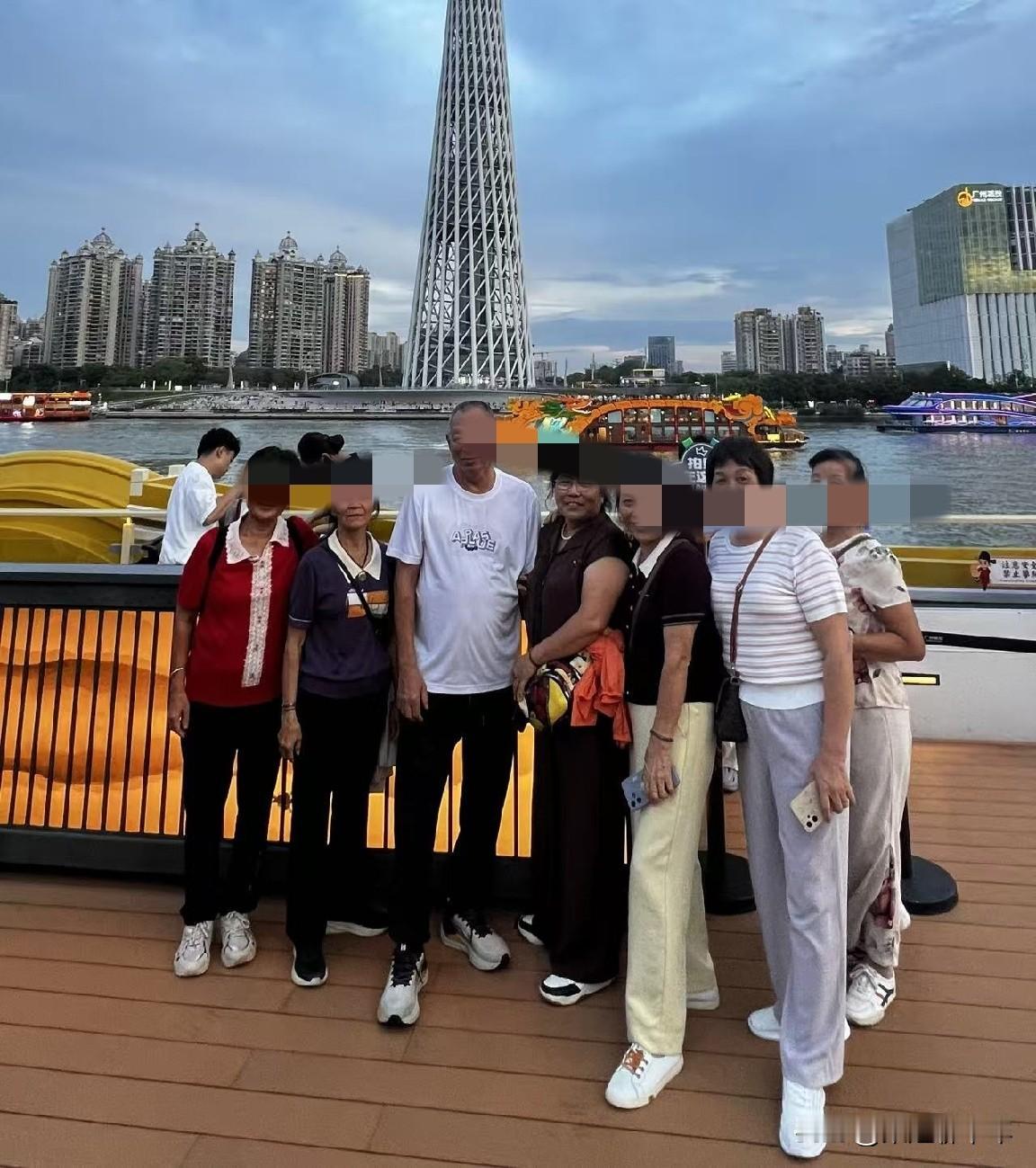 社保交满15年就停？真的太傻了！50岁阿姨真心话所有自己交社保的中年人，赶