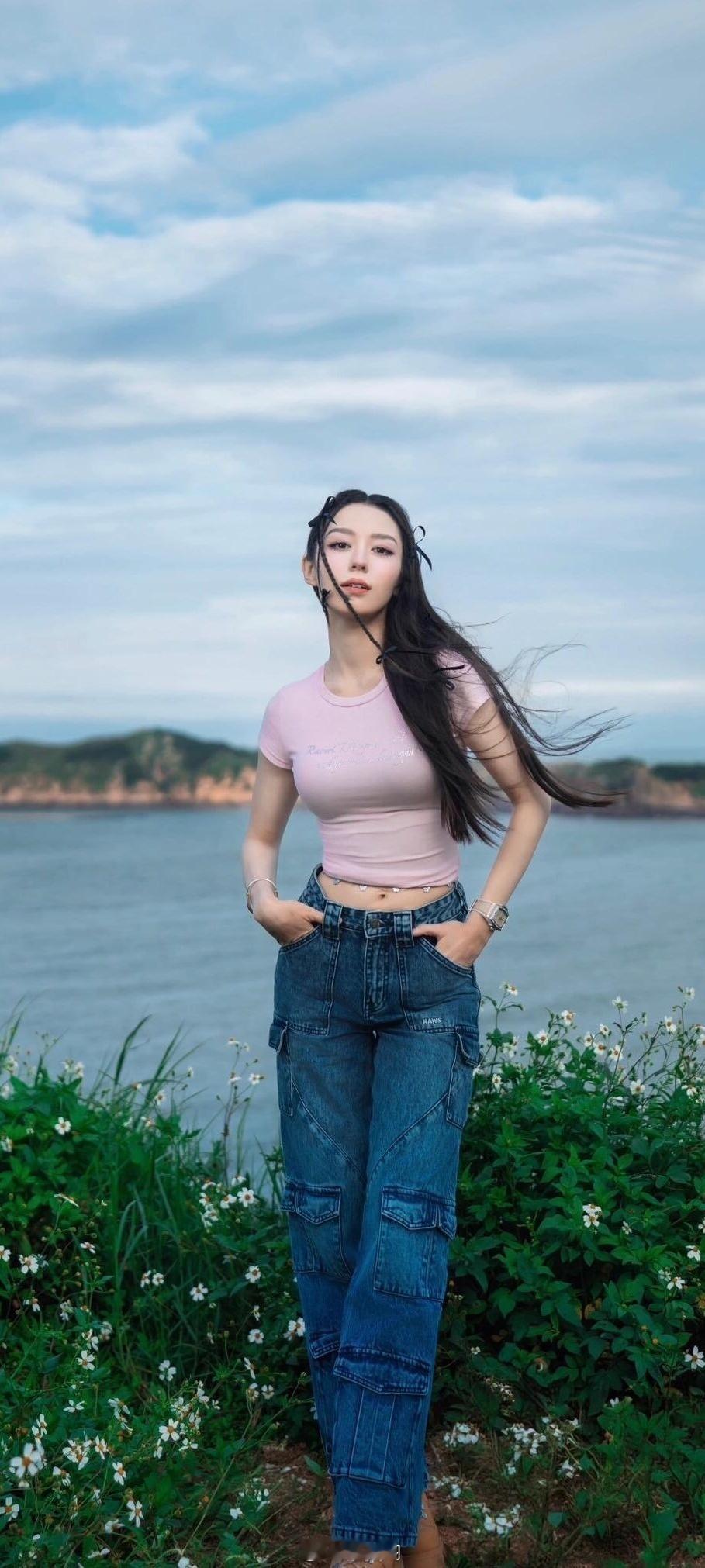 吉娜爱丽丝私服图集壁纸，活力上线