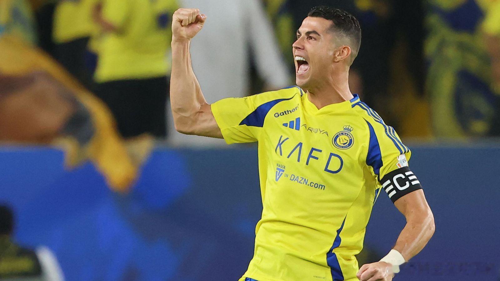 克里斯蒂亚诺·罗纳尔多又进一球了，这次是用他的屁股。🤣957职业目标。他比那