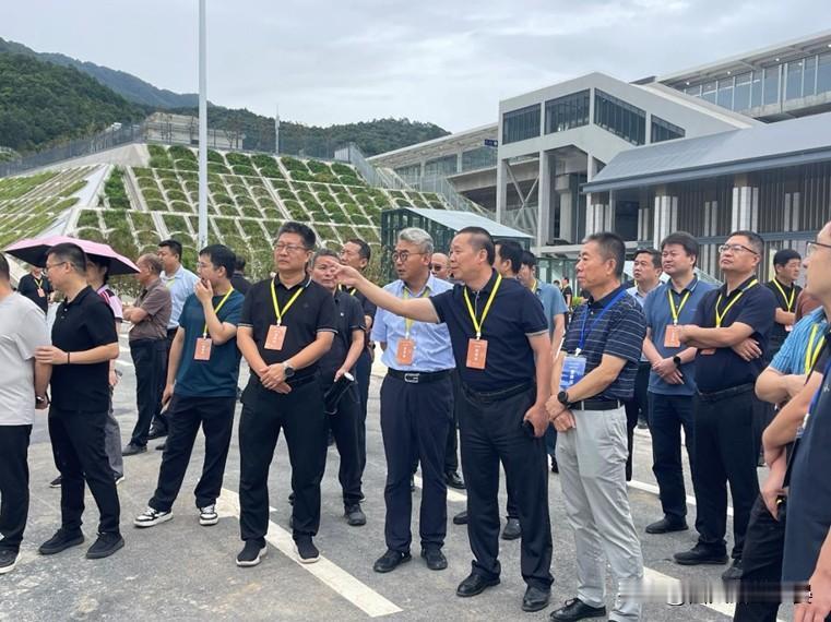 离通车更近！西康高铁完成初步验收，翻越秦岭迎来350时速西康高铁迎来重大进展