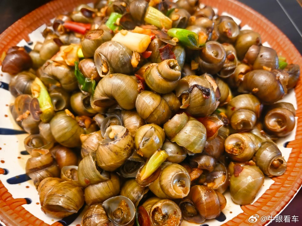 今天四个菜，最近螺狮出场率很高刘师傅私房菜