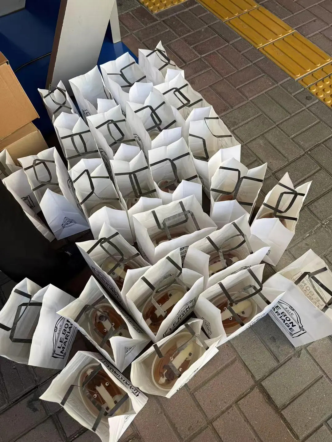 好震撼的马脸面包逆应援。。