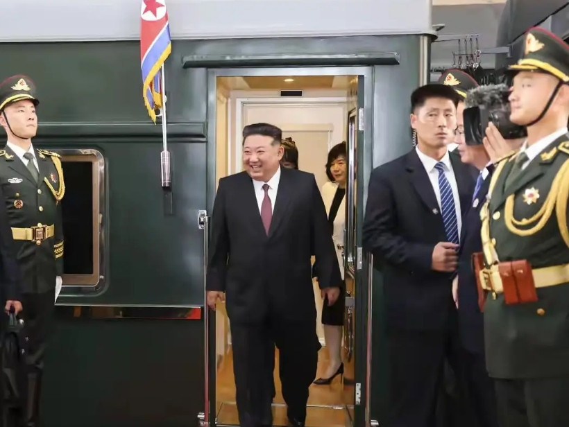 金将军真的来了，气场越来越大….韩国那个狡猾的李在明不知此时是什么心态？有时