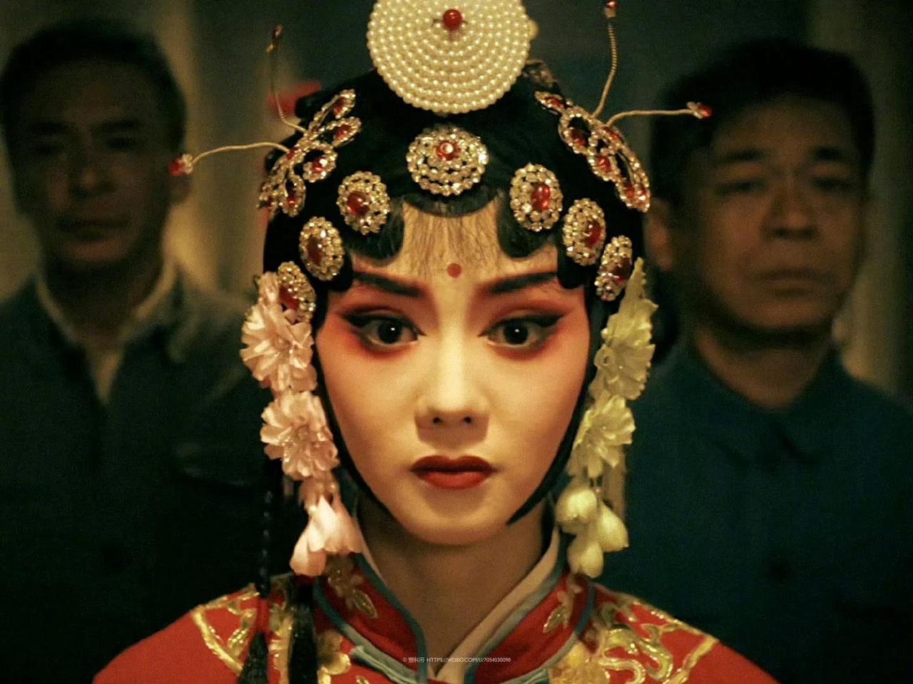 全员原声实拍！《主角》凭真演真唱，撕开内娱替身配音乱象当下影视圈浮躁成风，不