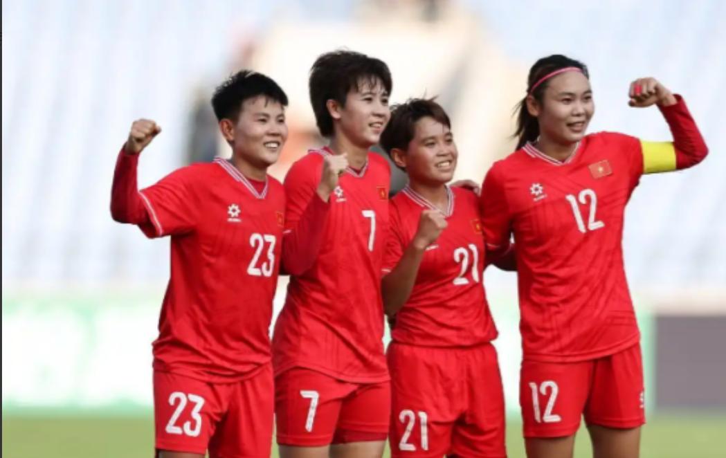 女足亚洲杯最大冷门诞生！ 2026年女足亚洲杯小组赛已经全部结束，日本女足用