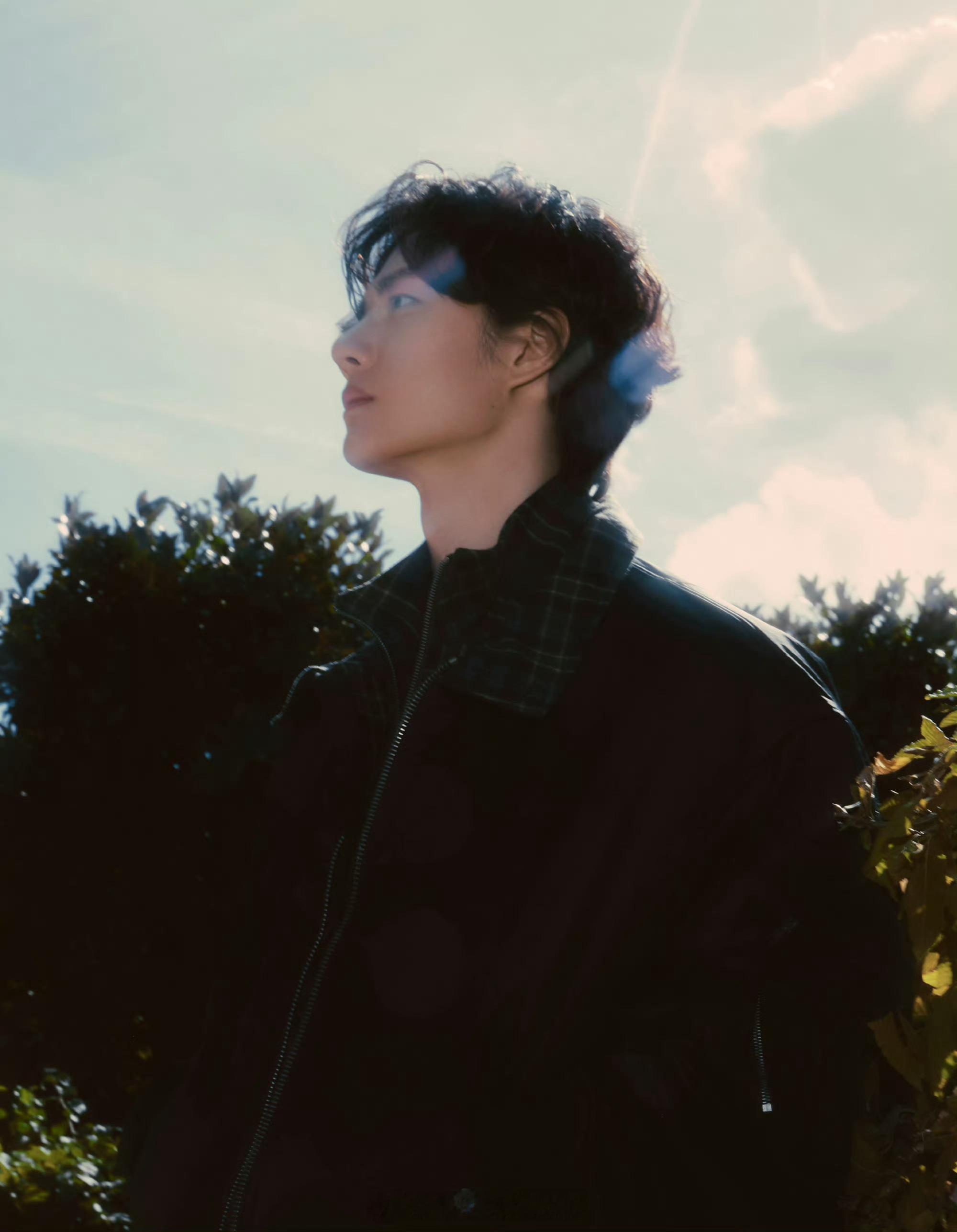 王一博亮相LOEWE大秀王一博LOEWE大秀造型​​​
