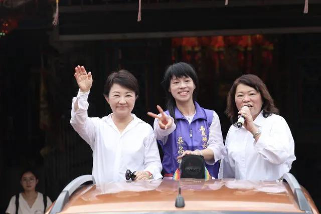 继卢秀燕、黄敏惠出手后，侯友宜也动起来了！就在9月26日，台中卢秀燕、嘉义黄敏惠