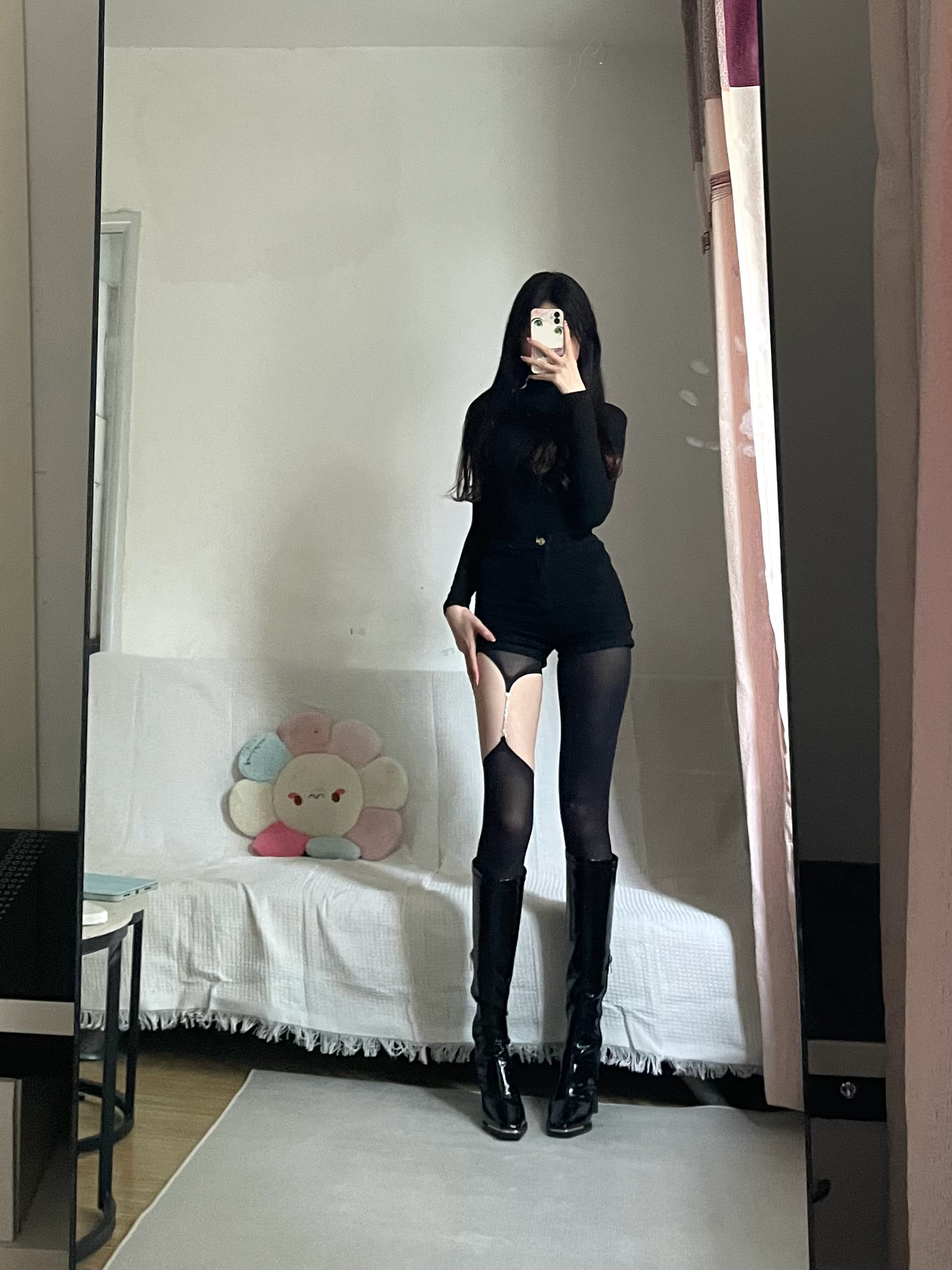 BLACK涞觅润丝​​​