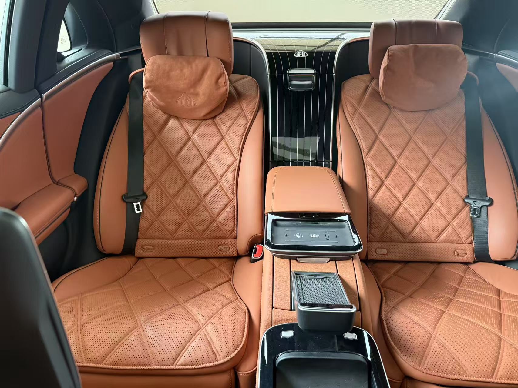 迈巴赫S580全最便宜一台！S5802489灰/棕优惠40万指导价24890