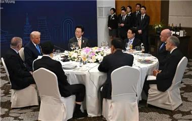 加拿大贴上的热脸，瞬间被特朗普打了此前，由于加拿大安大略省政府赞助了一条广