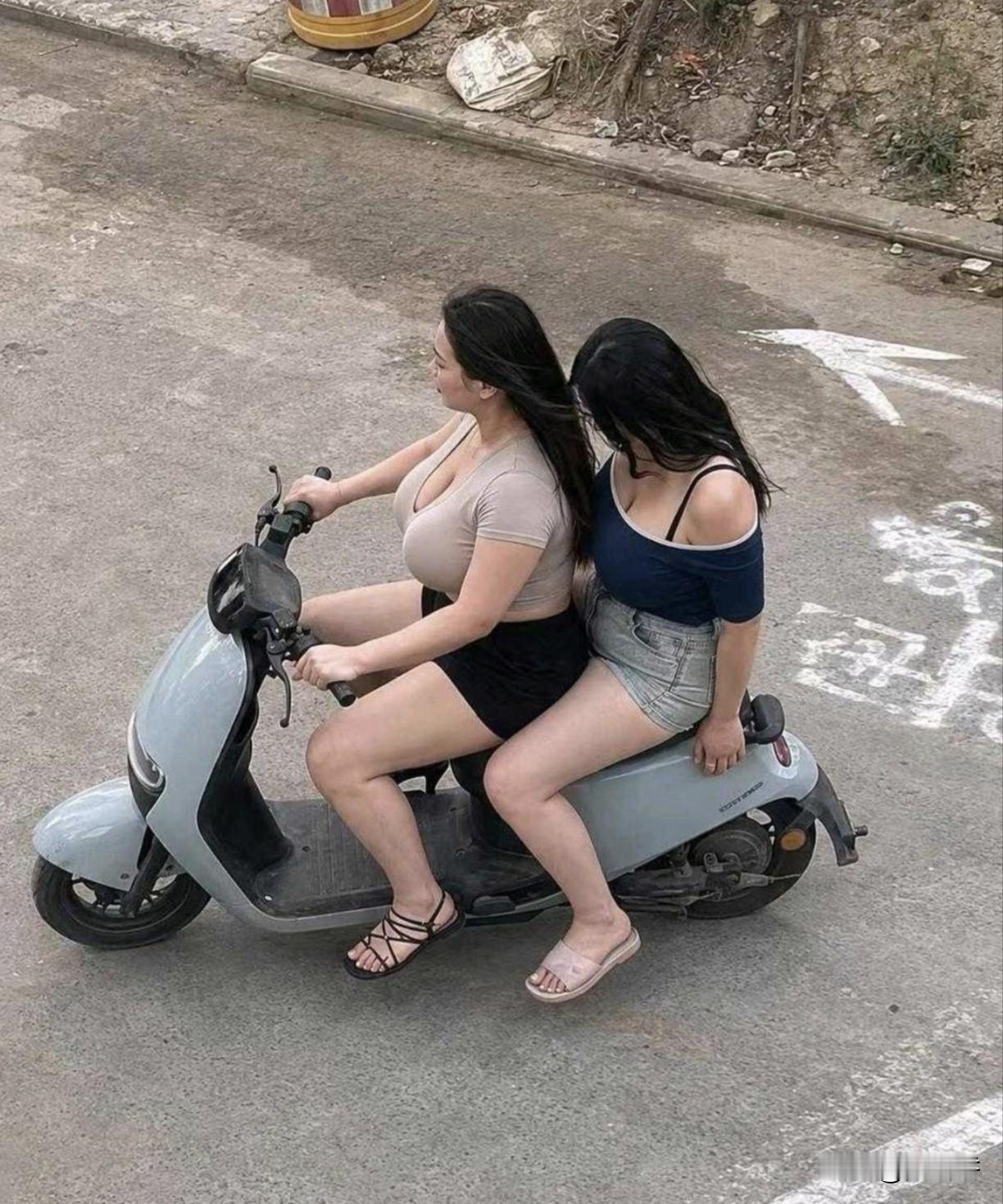 如果你觉得生活压力大，可以来看看这辆电动车！