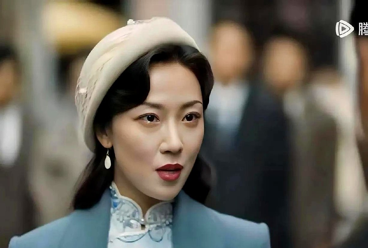 《潜渊》这剧情真是越看越刺激！黄晓明演的梁朔身份一曝光，情报科梁处长的名