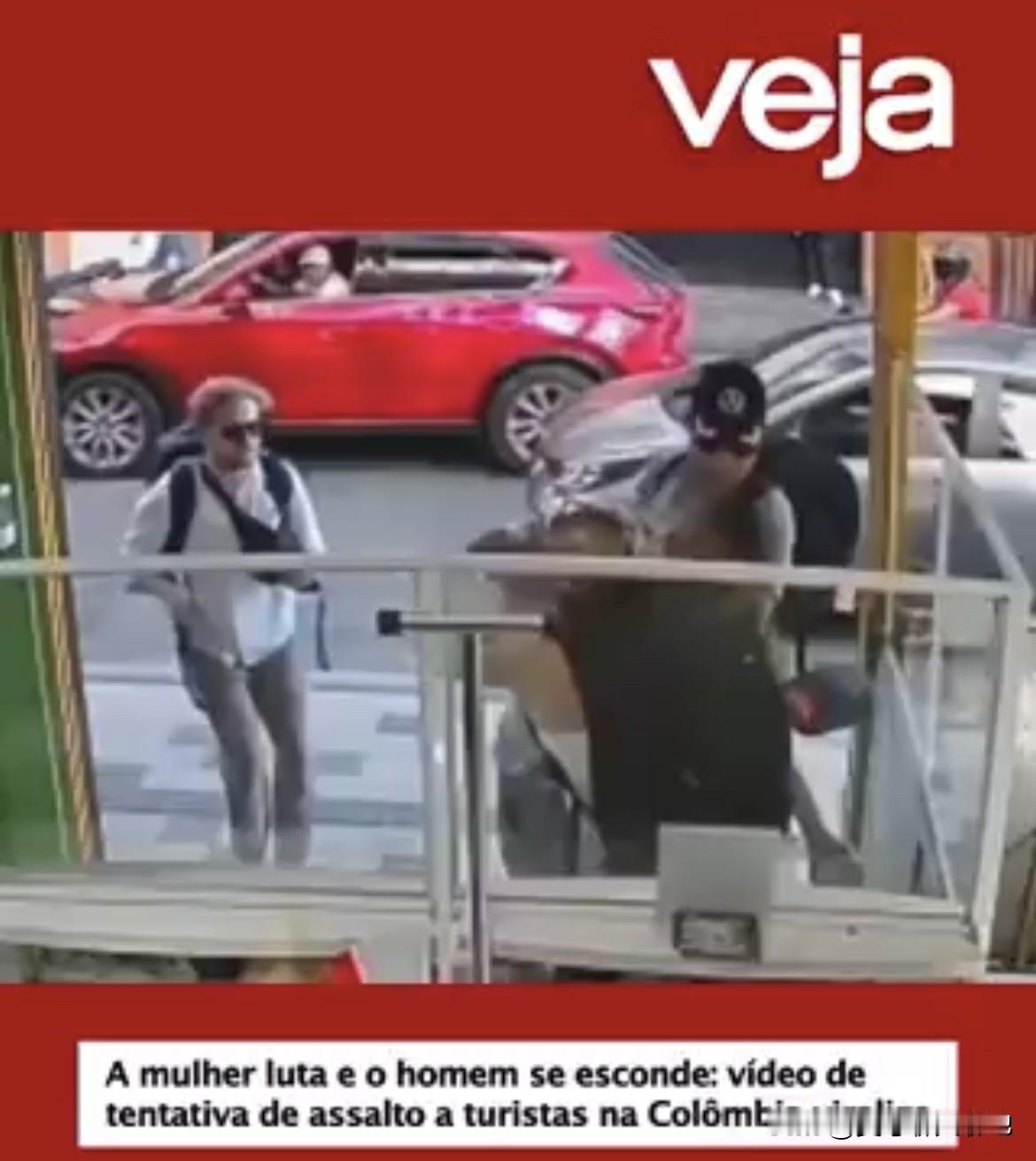 本周，哥伦比亚一段监控录像拍下的在社交媒体上疯传，是关于抢劫未遂的事件。事件发生