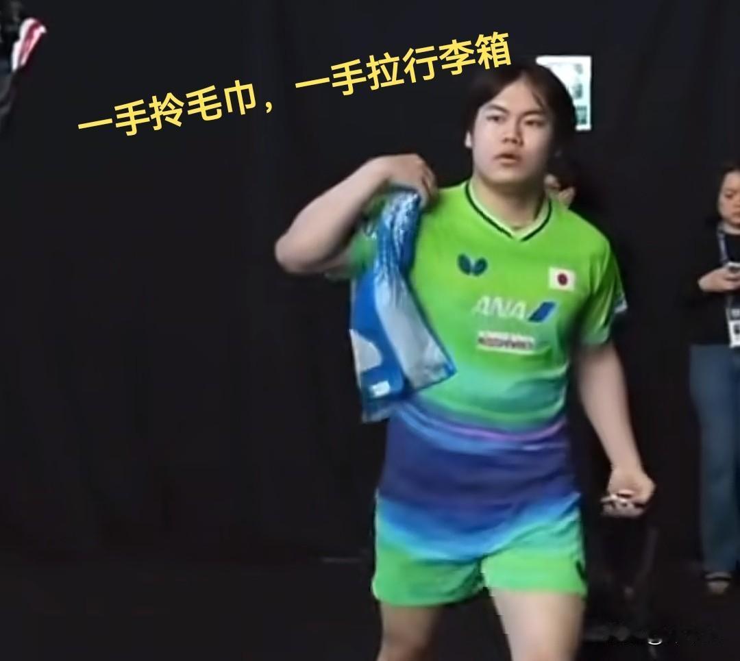 伦敦世乒赛最搞笑的一幕出现了，在日本队和法国队比赛的时候，万万没想到，张本智和上