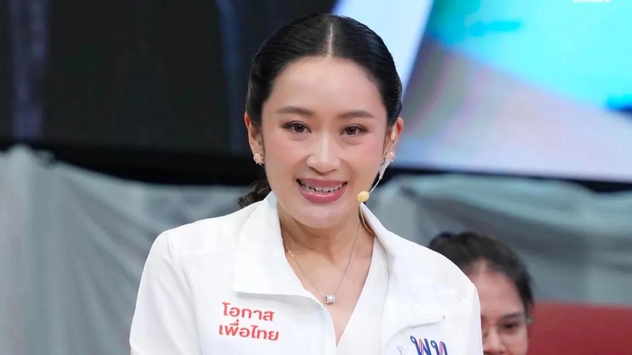 人民利益永远在政治之上！佩通坦放弃辅选，前往灾区探望受灾民众。泰国北部洪灾肆虐之
