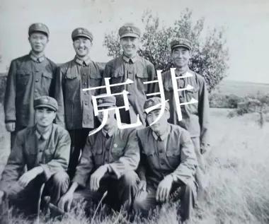 其实当兵的时候，仔细想想我们这些兵们也不都是外界想象的那样，天天摸爬滚打，训练，