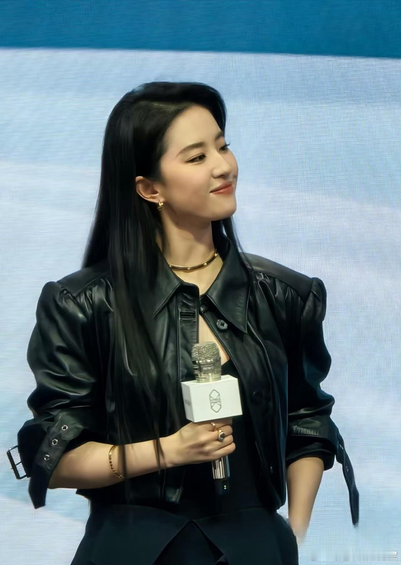 生图直出从不全网控图美貌的代名词太美了[笑着哭][笑着哭]🙌[打call