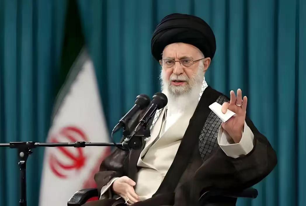 不亲美了？哈梅壮烈牺牲后，伊朗投降派恐被架空，给中国提了个醒哈梅内伊壮烈牺牲