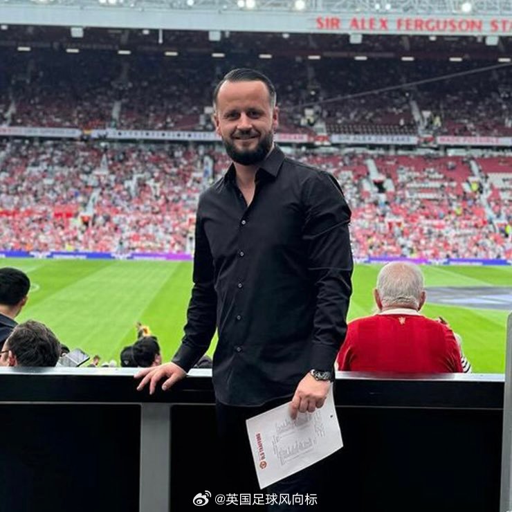 【舍什科唯一后悔的事情】曼联中锋舍什科的经纪人，埃尔维斯-巴萨诺维奇，在接受Ar