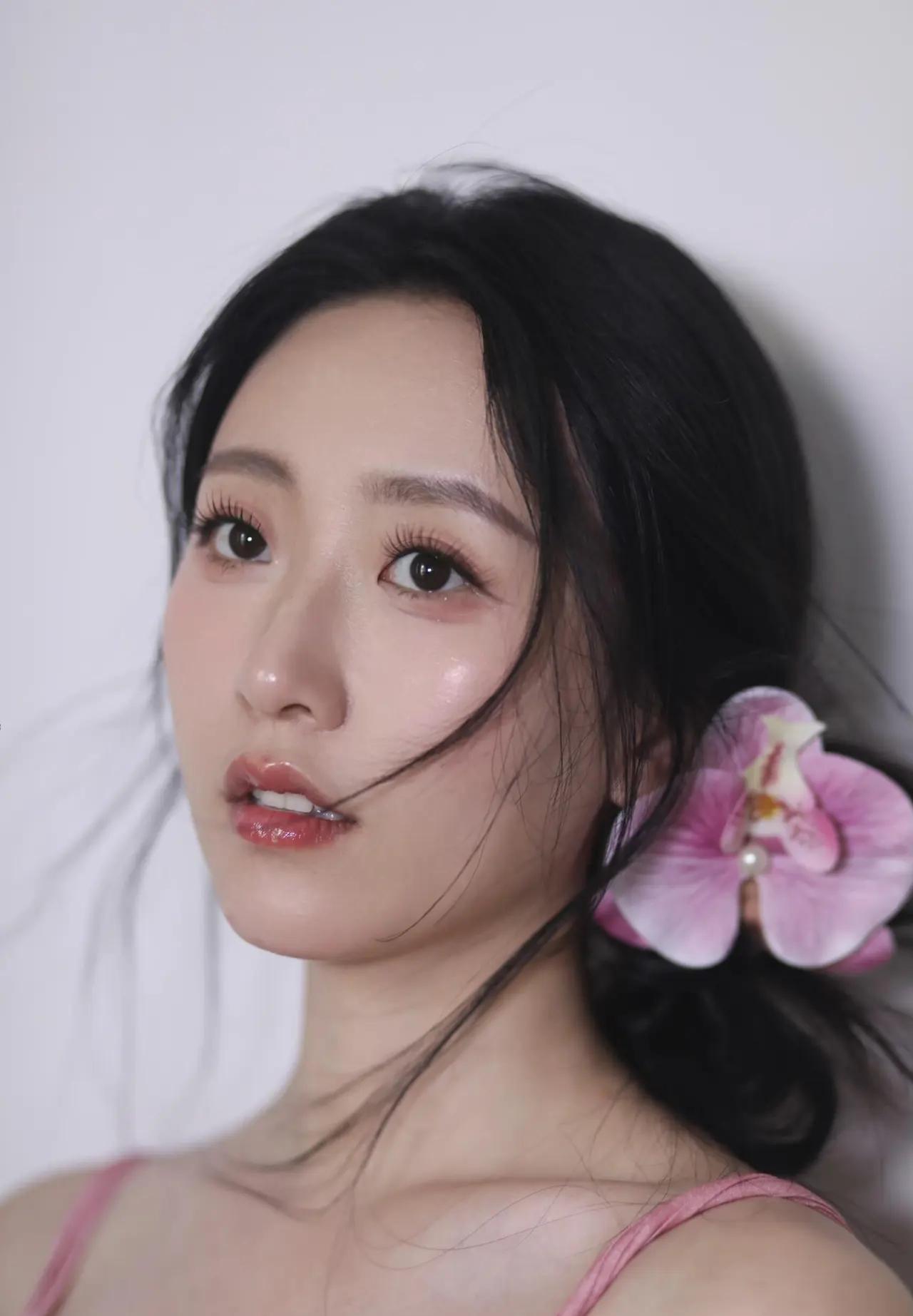 什么年龄段的女人最有女人味?30来岁的中年美妇最有魅力，最吸引人，有一种成熟稳