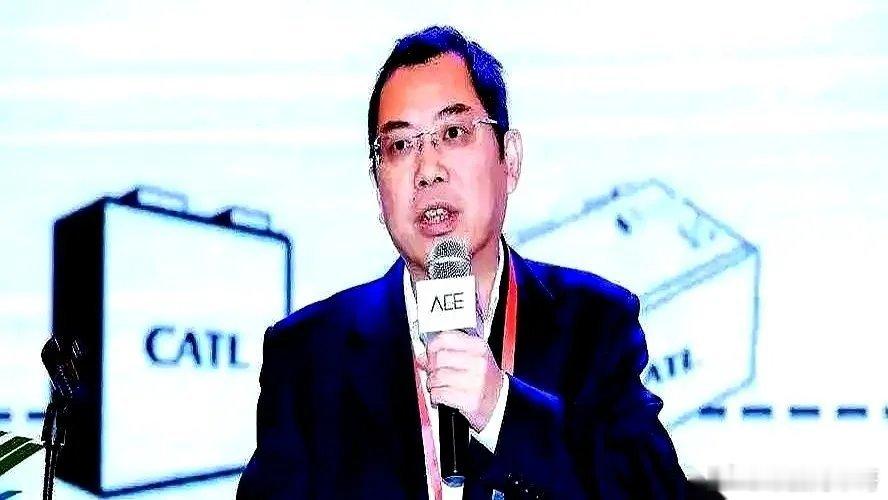 宁德时代那位身家1800亿的二号人物，黄世霖，干了一件让所有人都没想到的事。20