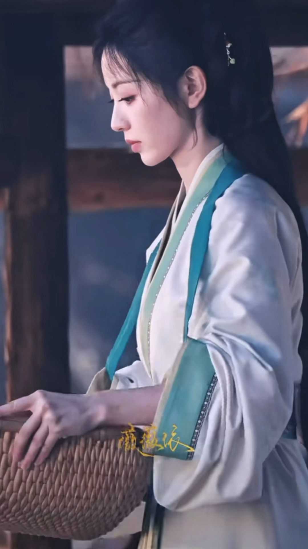 今天是农活薇薇，我家满分女好能干吧🥰田曦薇嫁金钗做农活路透