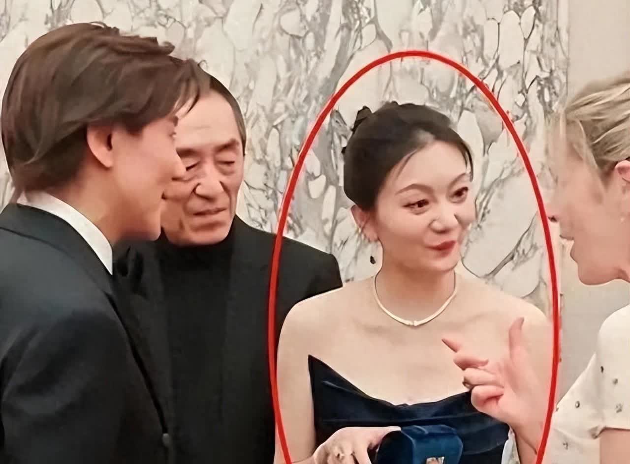 面相都变了！再看43岁陈婷和59岁巩俐，才明白两人差别在哪里.张