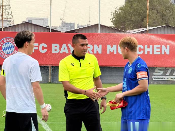 热身赛: 邦本宜裕带帽安以恩进球, 辽宁铁人5-4泰国农业大学